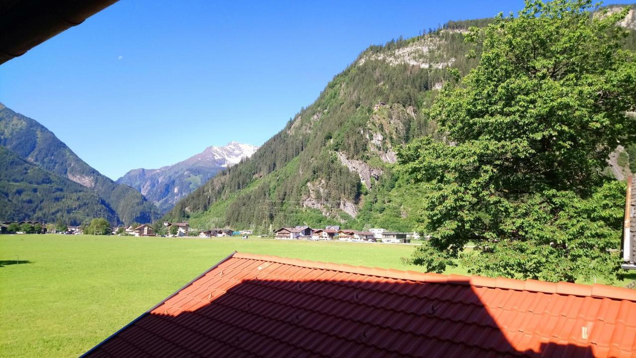 Landhaus Eberler Майрхофен Экстерьер фото