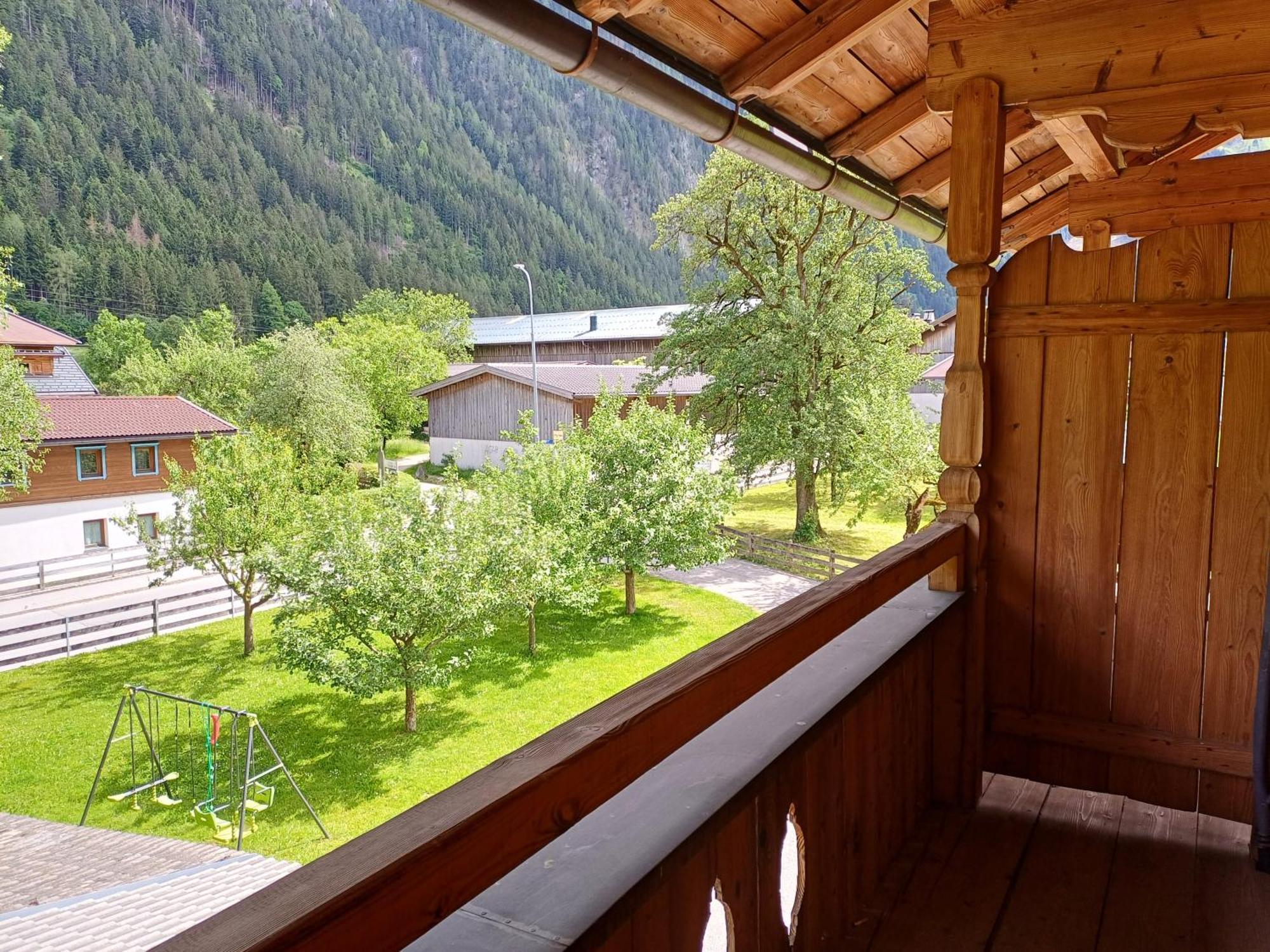 Landhaus Eberler Майрхофен Экстерьер фото