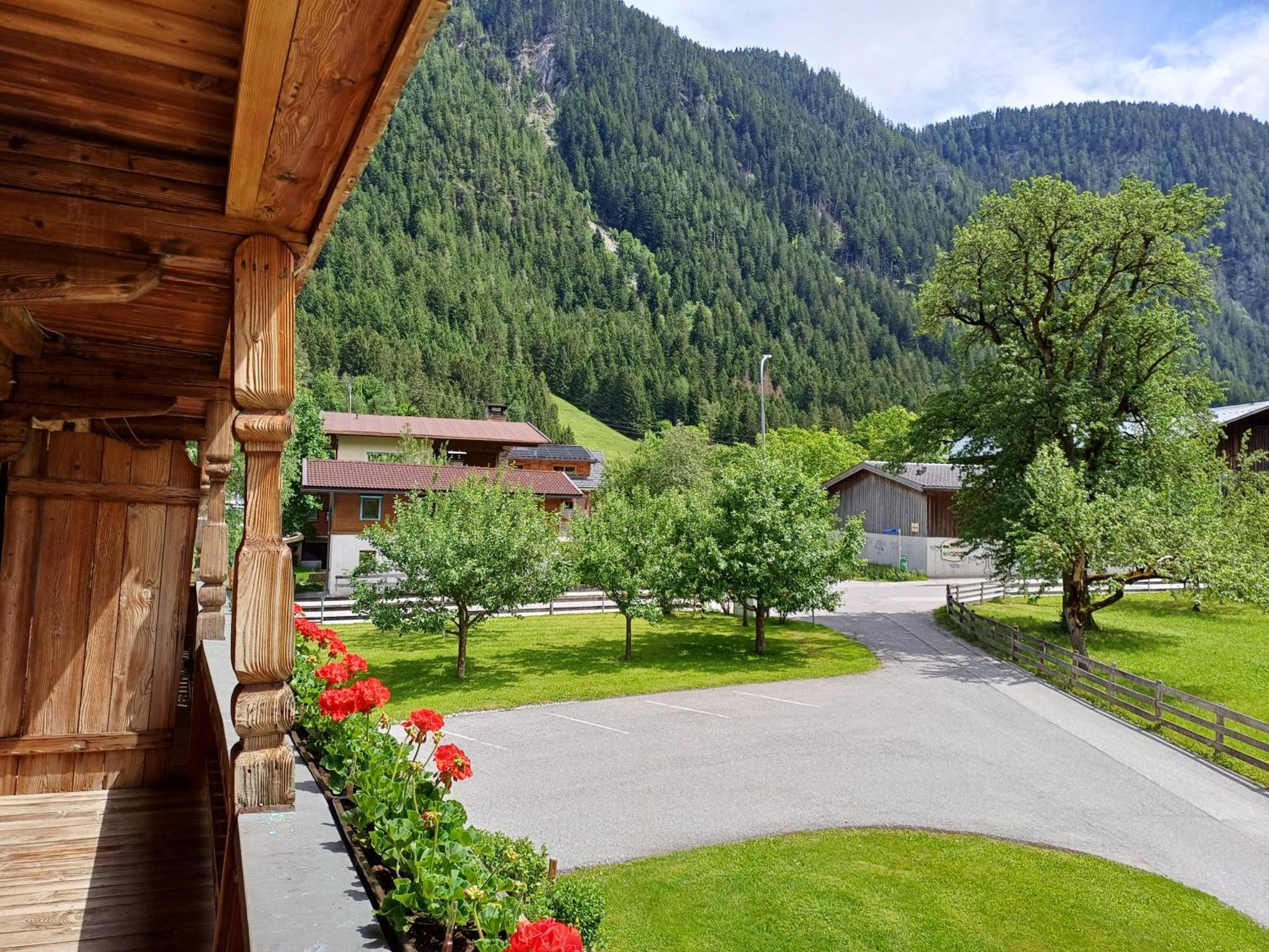 Landhaus Eberler Майрхофен Экстерьер фото